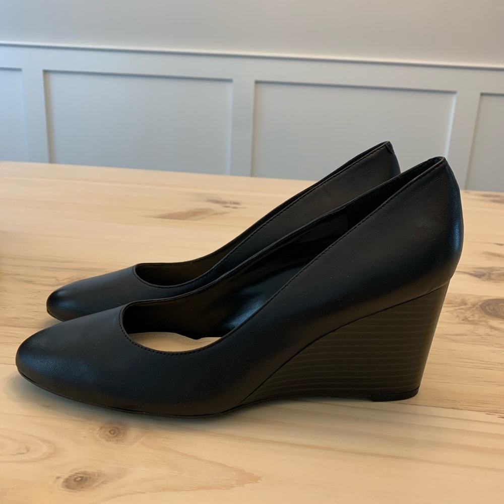 Jazzin Almond Toe Wedges - NEW with box